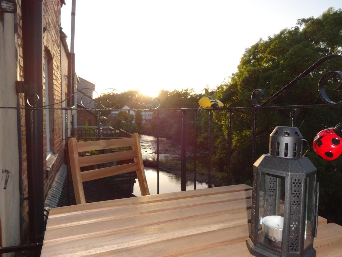 Riverbank Cottage Lake District Double Balcony Egremont  외부 사진